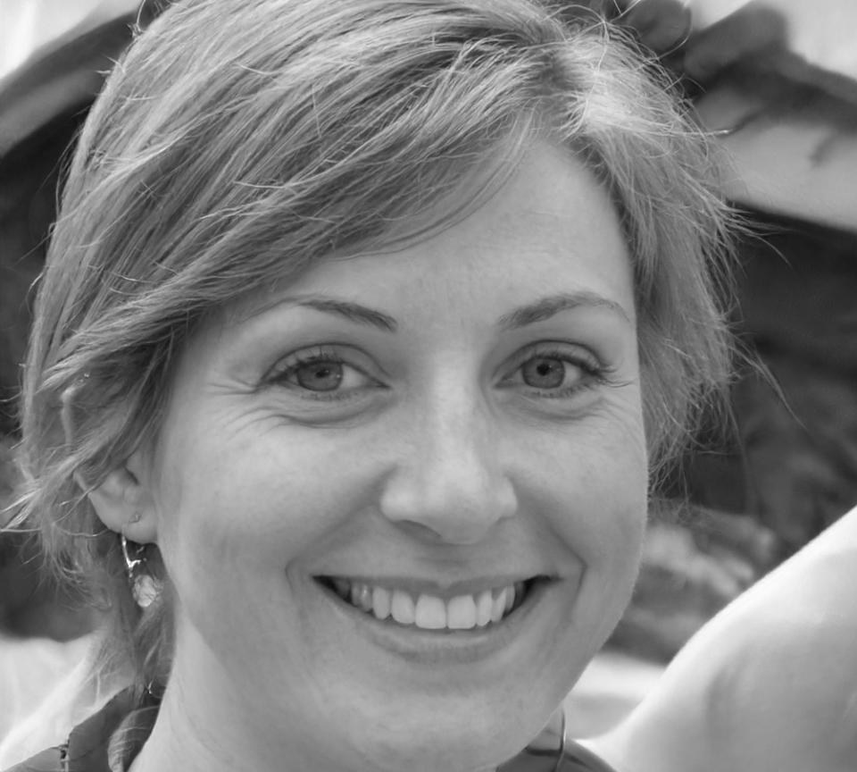 Sienna Kjeldsen financial educator