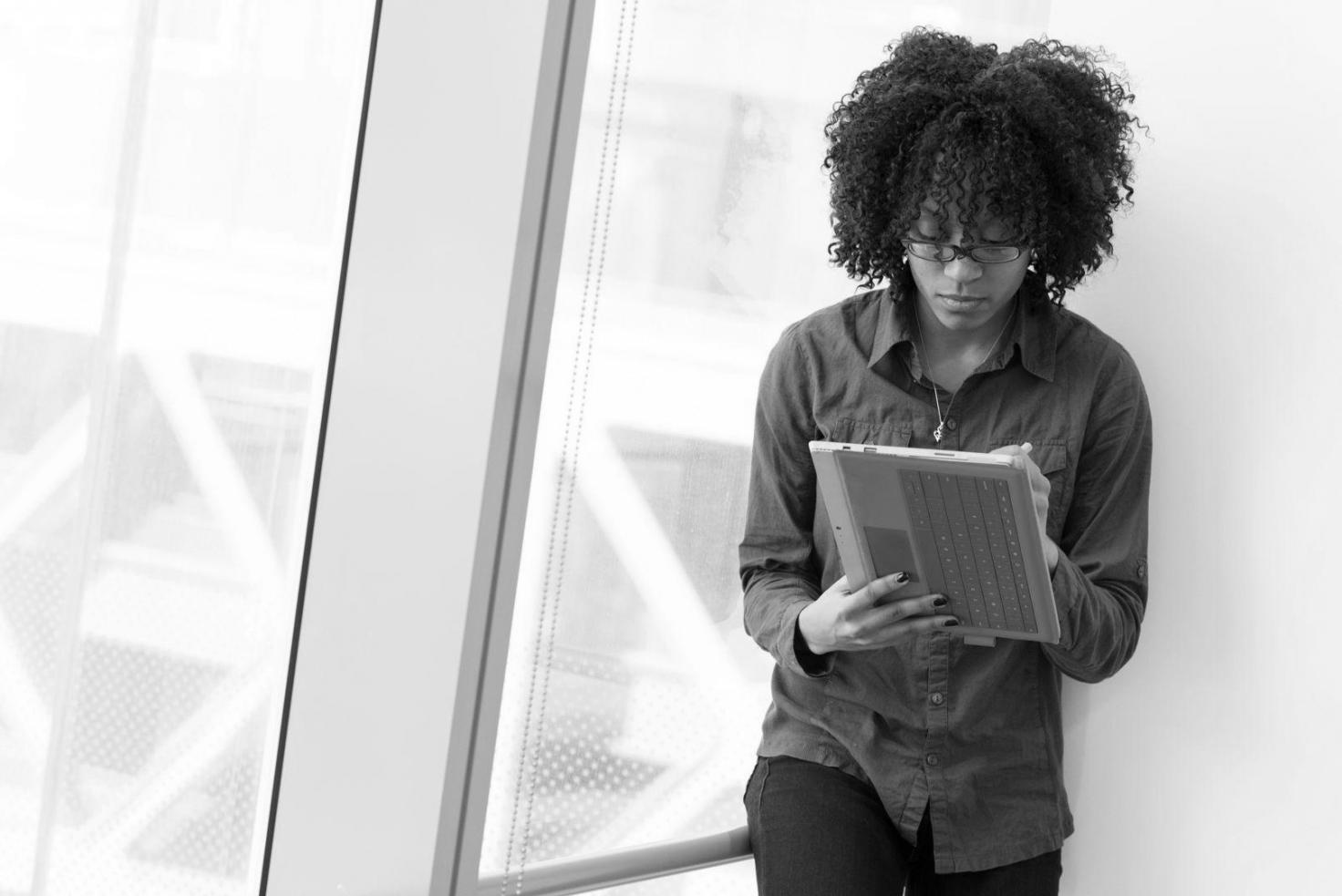 Financial planning consultation workspace showing collaborative budget review process